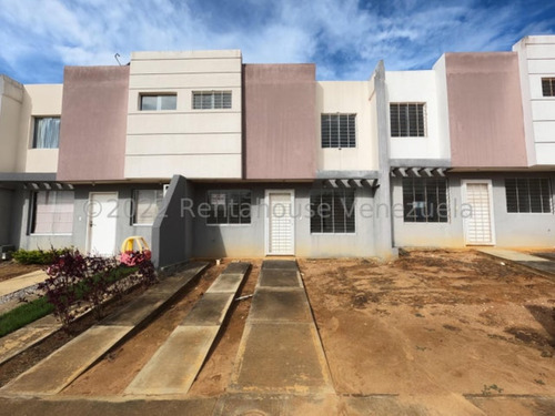 Milagros Inmuebles Casa Venta Cabudare Lara La Piedad Norte Economica Residencial Economico  Rentahouse Codigo Referencia Inmobiliaria N° 23-15219