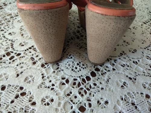 Sandalias Cuero Plataforma Taco Chino Y Pulsera Salmón