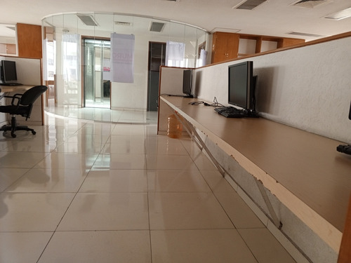 Oficina Con 6 Privados, A/ A.