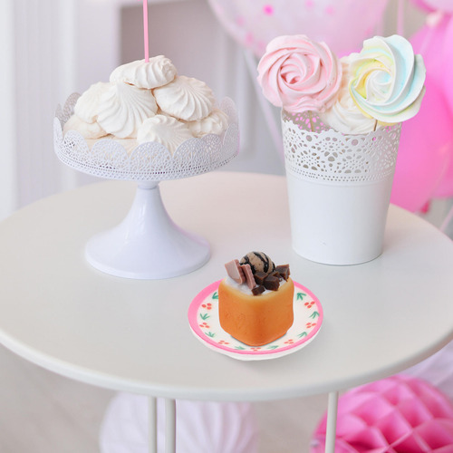 Minipan Artificial En Miniatura: Postre Tostado Con Helado