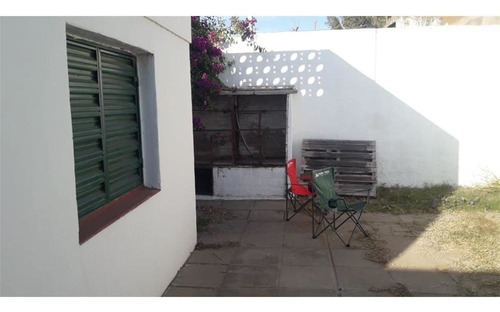 Venta Casa 3 Dorm En Zona Sur.-