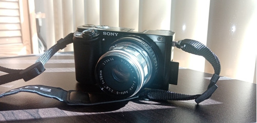 Camara Sony A6000