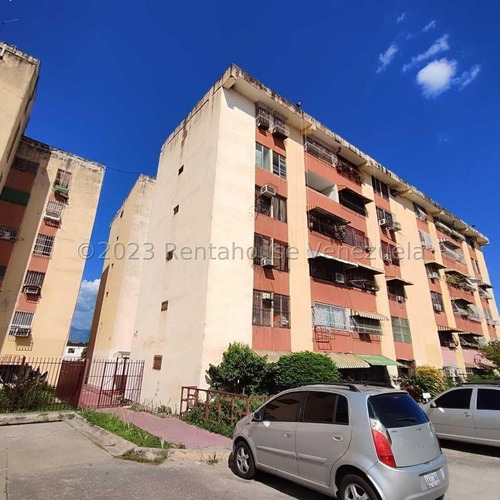 Rent-a-house Vende Bello Apartamento En Los Samanes, Maracay, Estado Aragua, 24-12254 Gf