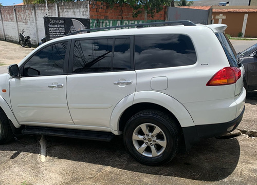 Mitsubishi Pajero Dakar 3.5 Hpe Flex Aut. 5p