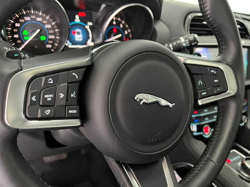 Imagem 13 de 15 de Jaguar Fpace 250cv G Prestige 2020
