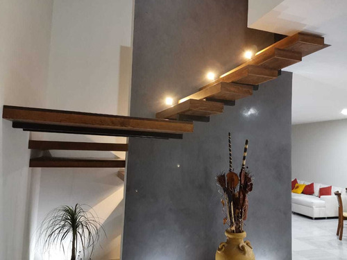 Imagen 14 de 21 de Casa En Venta Con Recamara En Planta Baja En Altozano Querétaro.