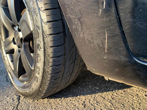 Imagem 7 de 9 de Kia Carens Ex 2.0 Automático