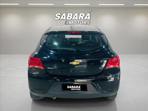 Chevrolet Onix Onix 1.0 lt Spe/4