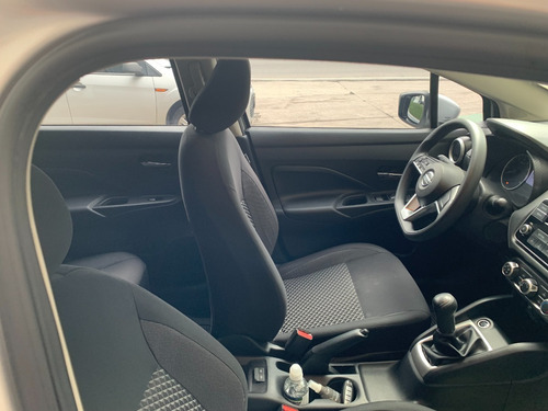 Imagen 3 de 9 de Nissan Versa 1.6 Sense Mt