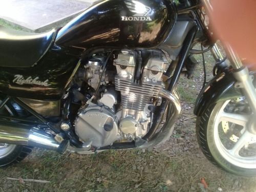 Honda Nighthawk 750 Unica Mano