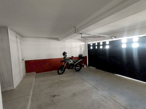 Casa Estilo Contemporáneo En Col. Tulipanes, Cuernavaca Morelos.