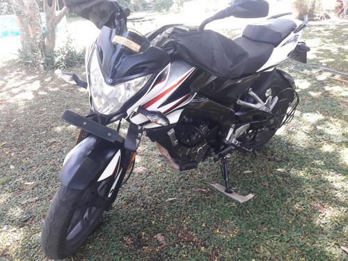 Bajaj Rouser Ns 200