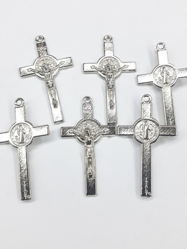 Kit 50 Crucifixo De São Bento Pra Confecção De Terço E Dezen