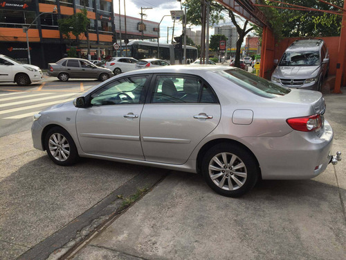 Toyota Corolla 2.0 Altis 16v Flex 4p Automático