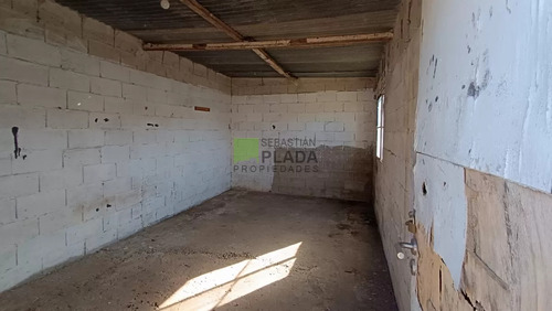Casa De 2 Dormitorios En Venta En San Carlos