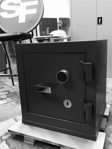 Caja Fuerte Tesoro Seguridad Combinación Numerica O Digital