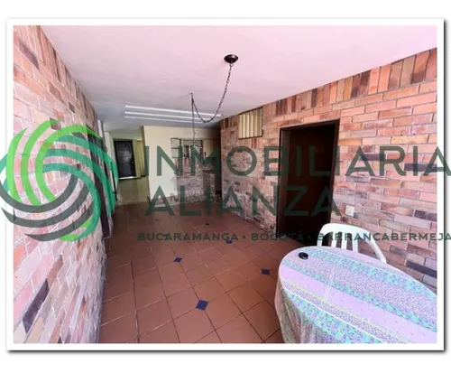 Casa En Venta En Terrazas. Cod V61201