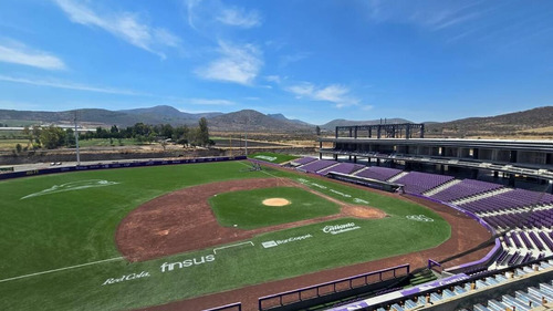 Palco En Estadio De Beisbol Conspiradores Querétaro.