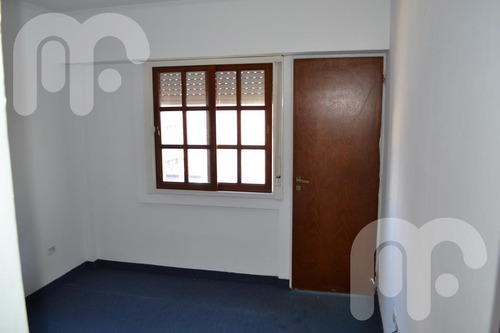 Imagen 9 de 15 de Venta Departamento - La Plata