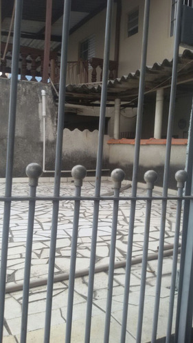 Imagem 8 de 12 de Aluga-se Casa Jd. Ondina