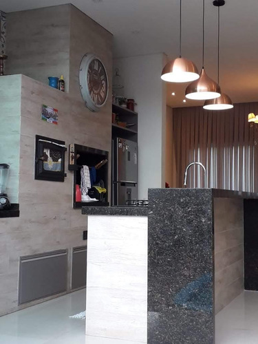 Imagem 8 de 30 de Sobrado Com 4 Dormitórios À Venda, 390 M² Por R$ 1.350.000,00 - Centro - Foz Do Iguaçu/pr - So0108