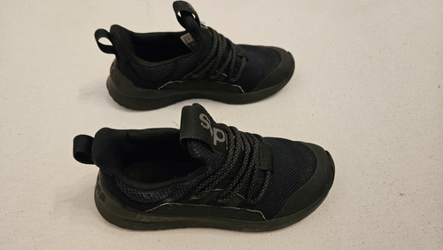 Zapatillas adidas Para Niños Casi Sin Uso Color Negro 6 Años
