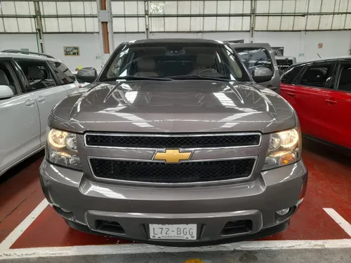 Chevrolet Suburban 5.3 Lt Piel Mt