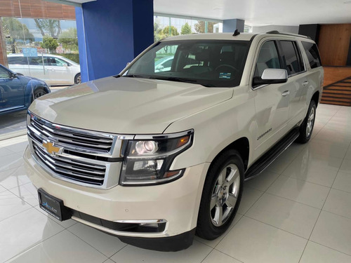 Imagen 2 de 14 de Chevrolet Suburban Ltz