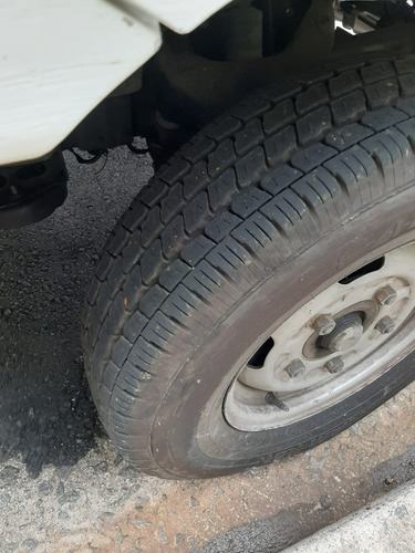 Kia Bongo Com Carroceria De Ferro