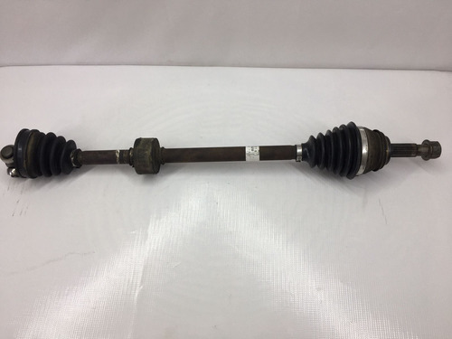 Flecha Homocinética Copiloto Sentra 1.8 Automático 02-06 (Usado)