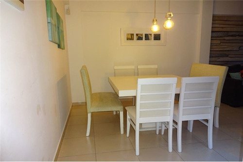 Departamento Semi-piso 2 Amb. Caseros