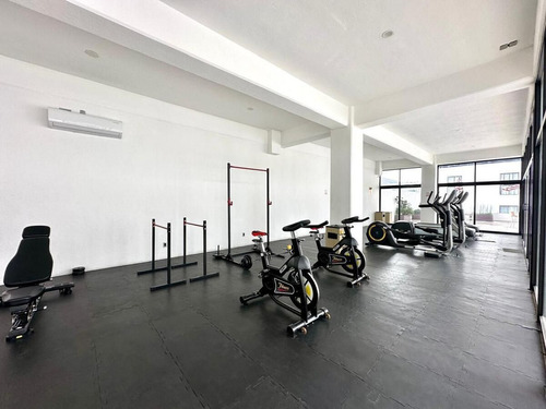 En Venta, Pent-house En Piso 15 Con Roof Top, Jacuzzi Y Asador Privados