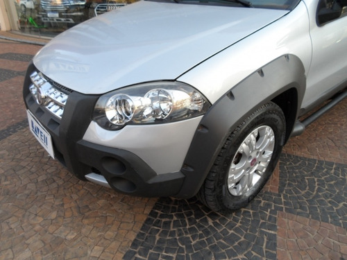 Imagem 1 de 11 de Fiat Strada Ce Adventure 1.8