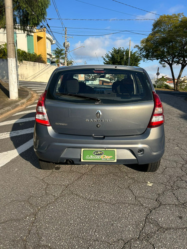 Renault Sandero 1.0 16v Expression Hi-flex 5p