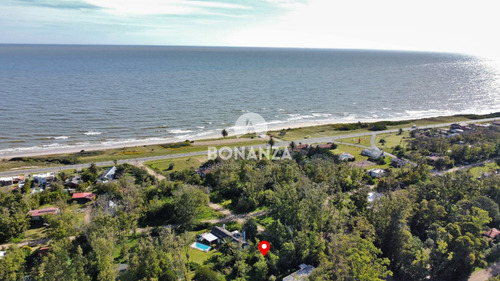 Terreno Arbolado En Venta A Una Cuadra Y Media De La Playa - Bella Vista