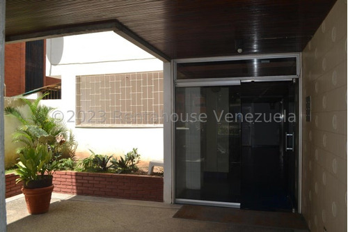 Venta Apartamento, La Castellana, 2 Habitaciones, 2 Baños. Lan