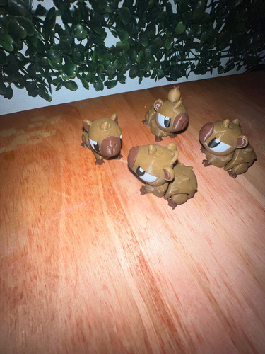 Baby Capibaras - Artículos Para Llevar En La Mochila Y Jugar