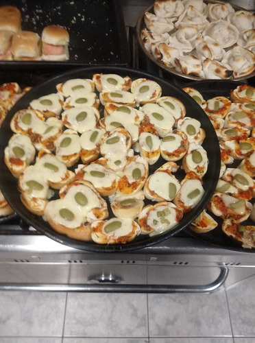 Imagen 2 de 6 de Pizza Party Pernil Catering Mercado Pago!!! Barra Libre!!