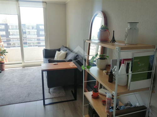 Departamento En Venta De 3 Dorm. En Cerrillos