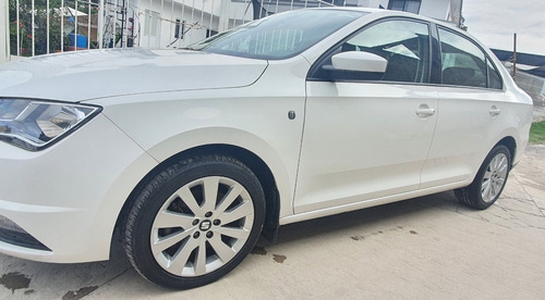 Imagen 4 de 7 de Seat Toledo 2015 1.2 Style Mt