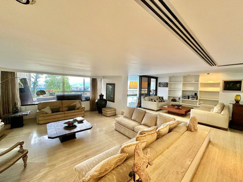 Apartamento De 310 M2 Colinas De Valle Arriba