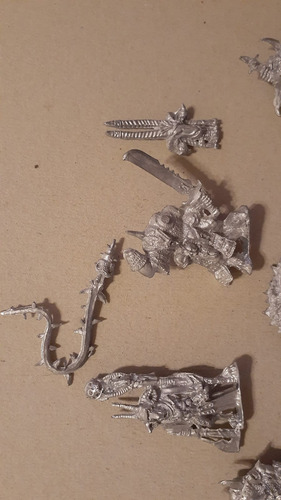 Warhammer Lote De Hombres Bestia