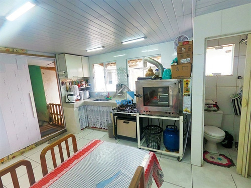 Imagem 23 de 25 de Ótima Oportunidade Para Você, Que Procura Uma Casa Com 2 Quartos E Edicula, Em Um Amplo Terreno Medindo 200m² De Área Total Em Uma Rua Tranquila No Cajuru E Com A Facilidade De Pod - Ca01656 - 701151