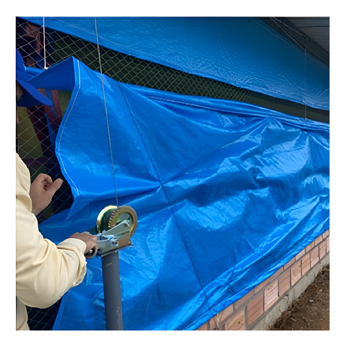 Cortina Avícola Azul Galinheiro 2,60x40m Kit Instalação