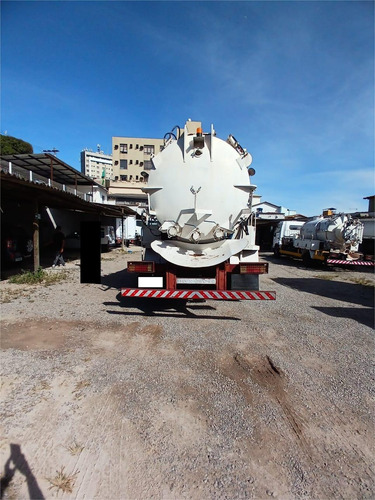 Caminhão Limpa Fossa Iveco Tector 170e22 2004/2005