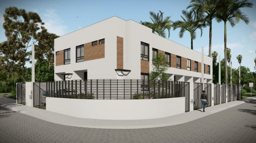 Imagem 4 de 10 de Sobrado De Alto Padrão No Bairro Escola Agrícola, Com 2 Suítes. - 35711079v