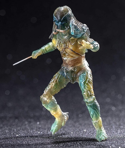 Predators - 1/18 Scale Active Camouflage Falconer Exclusive