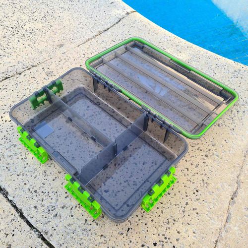 Imagen 2 de 7 de Caja Estanca Caster Señuelos 3 Divisiones 35,5x22x8cm E004