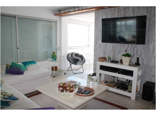 Apartamento En Alquiler - Ref: 3906