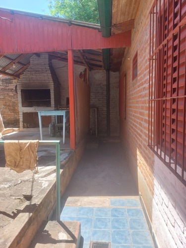 Vendo Casa En Posadas Misiones. Zona Centrica